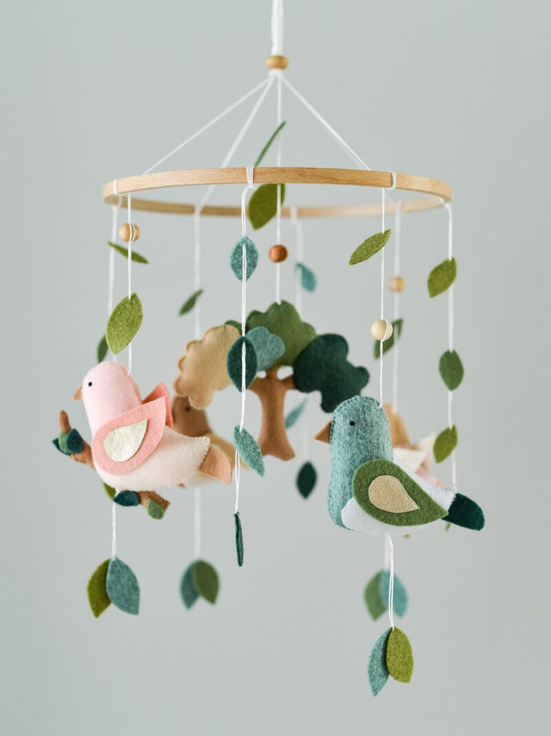 Colorful Birds Design - Baby Mobile Woodland – Rolirka