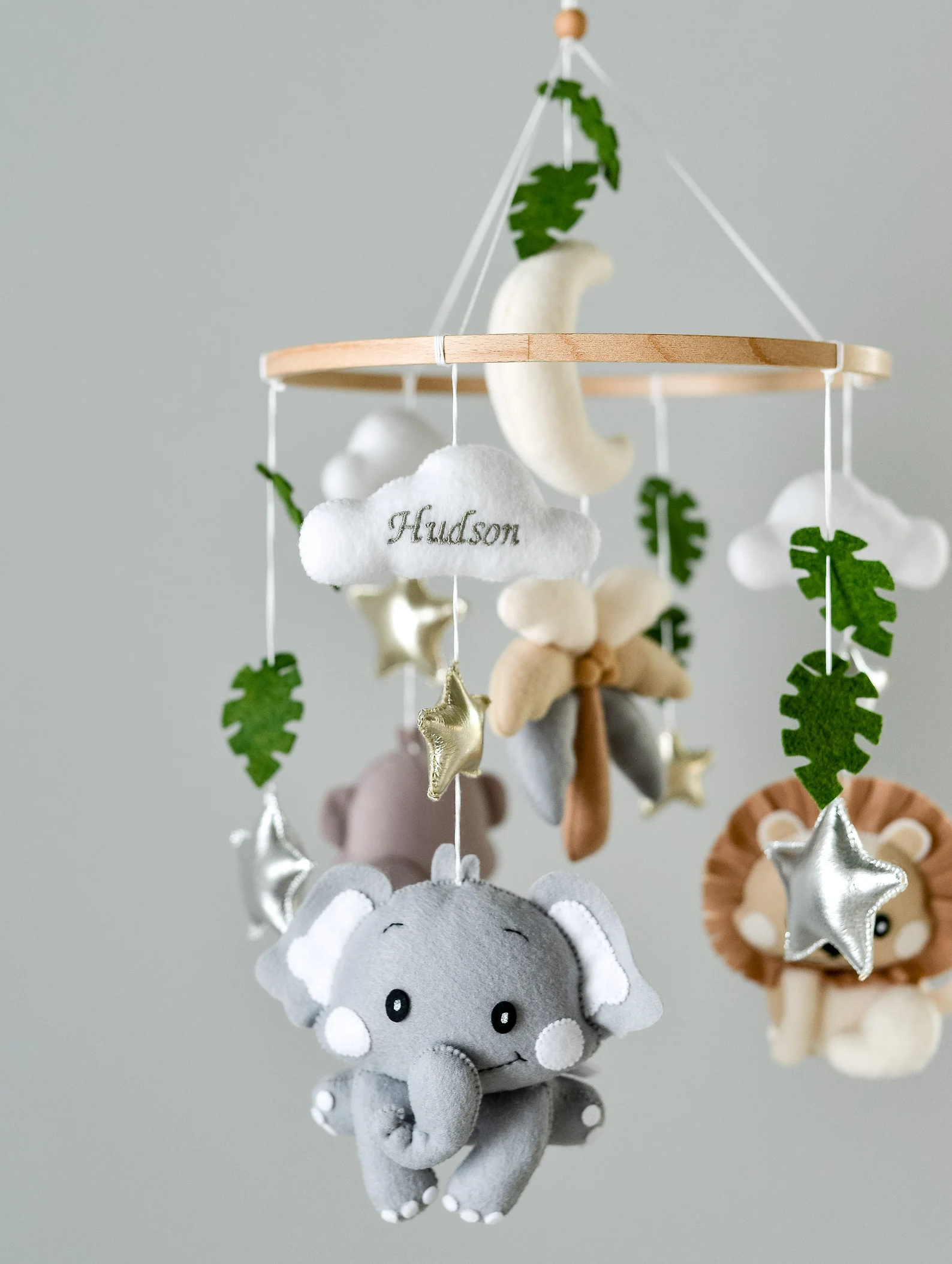 Giraffe, Zebra, Elephant & Nature Accents - Baby Mobile Safari - Rolirka