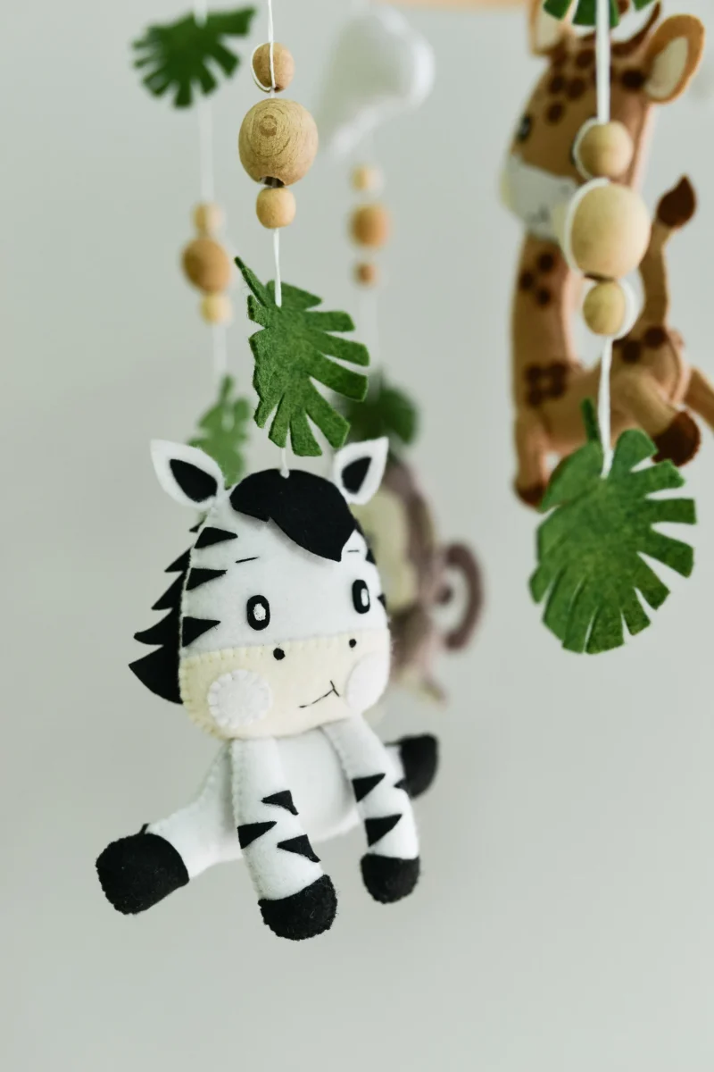 Giraffe, Zebra, Elephant & Nature Accents - Baby Mobile Safari - Rolirka
