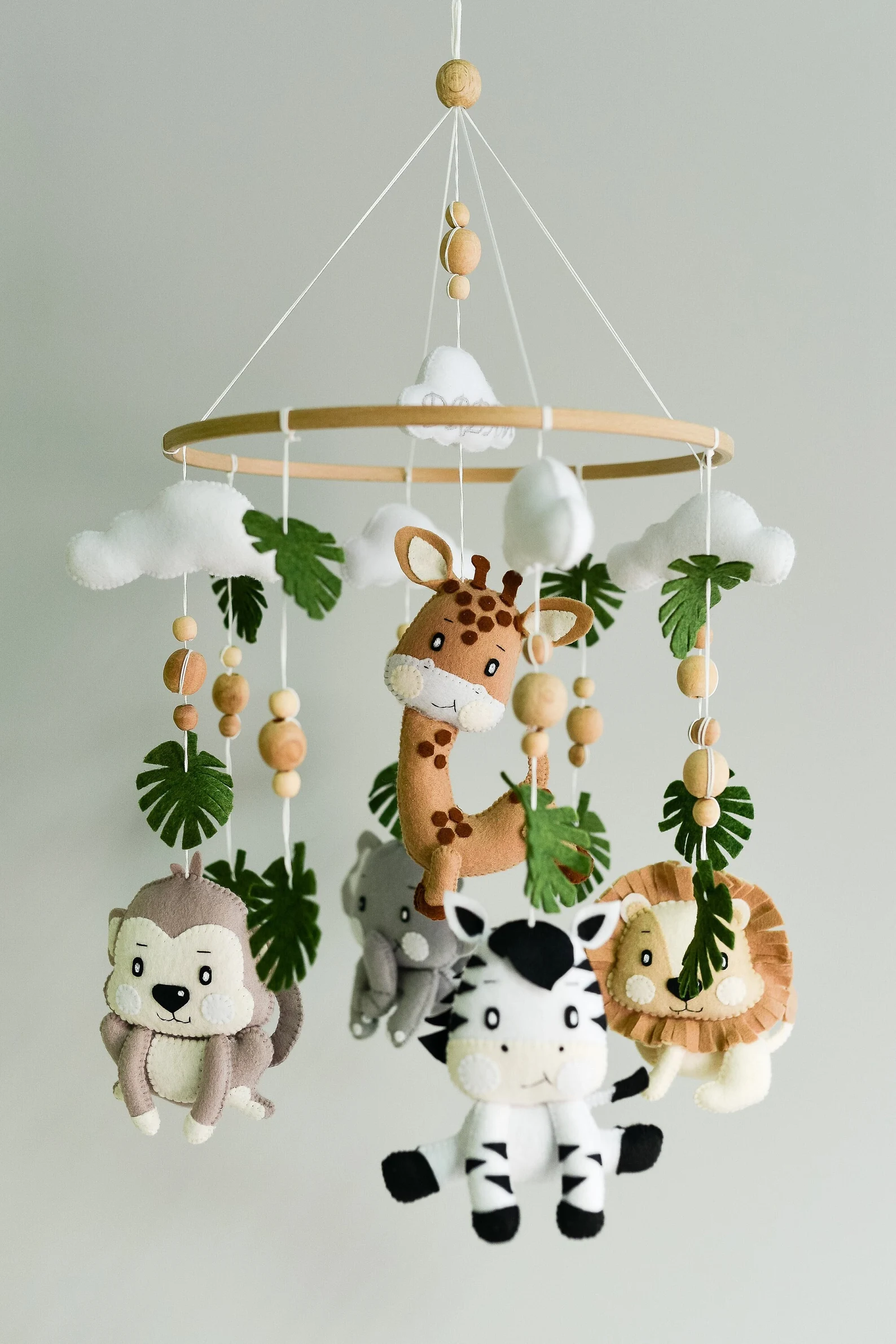 Giraffe, Zebra, Elephant & Nature Accents - Baby Mobile Safari - Rolirka
