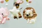 Giraffe, Elephant, Lion & Rainbow - Baby Mobile Safari - Rolirka